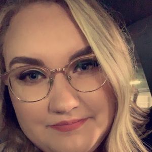 Meet your Posher, Shelby